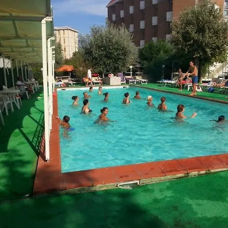 호텔 Marina - Azzurro Club 라벤나