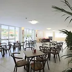 Marina - Azzurro Club Hotel