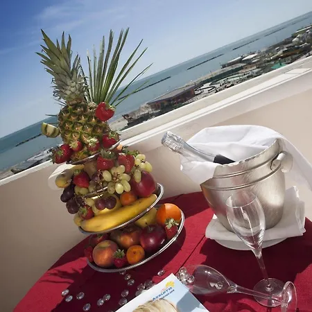 Marina - Azzurro Club Hotel Ravenne