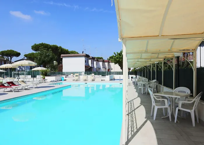 Marina - Azzurro Club فندق