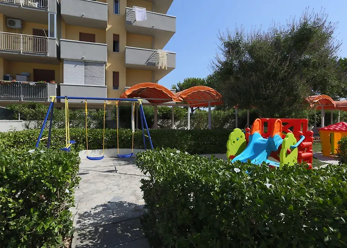 Marina - Azzurro Club فندق رافيننا