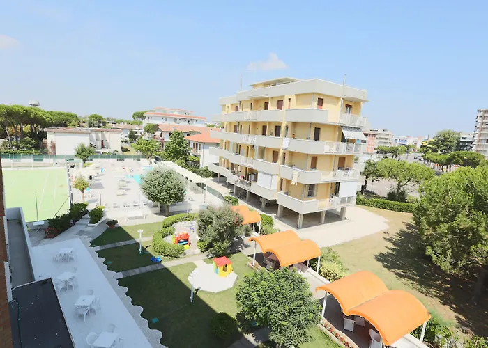 Marina - Azzurro Club 3* رافيننا